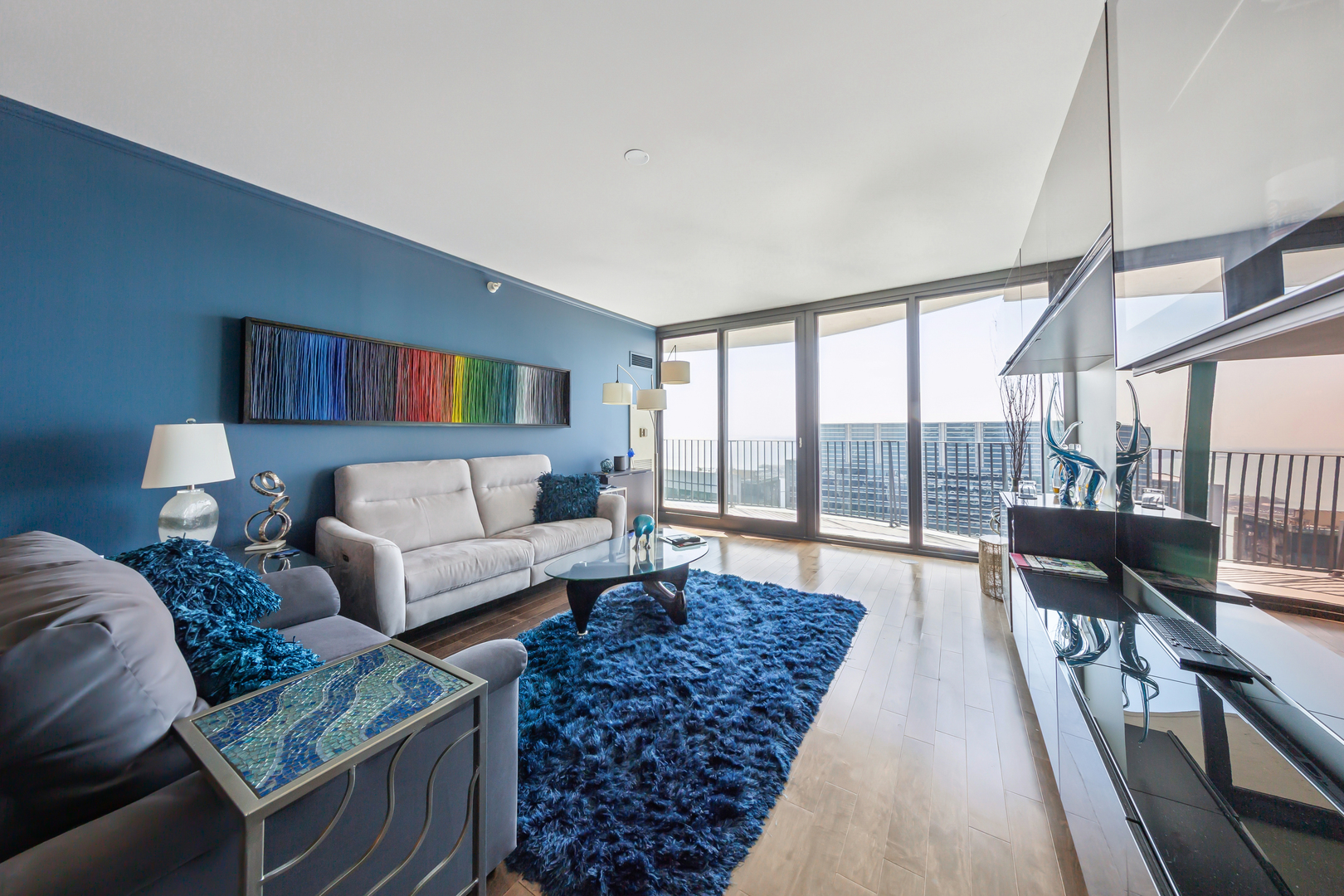 225 N Columbus Drive 7607