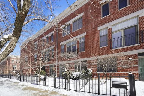 Photo of 845 N May Street, Chicago, IL 60642 (MLS # 12534437)