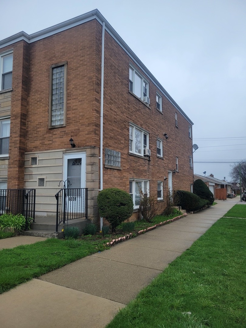 6300 W Belmont Avenue