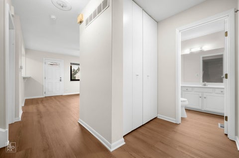 Tiny photo for 9 Wake Robin Court, Woodridge, IL 60517 (MLS # 12598448)