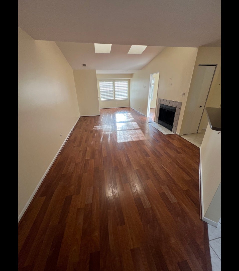 1235 Wyndham Court 202