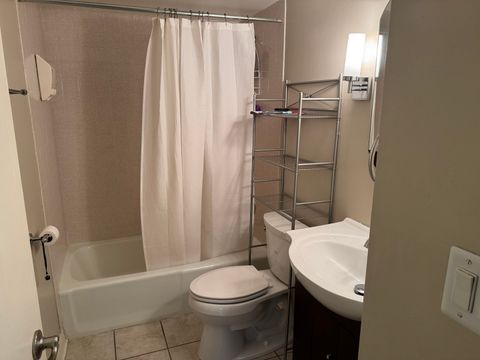 Tiny photo for 344 Sheridan Drive #1C, Willowbrook, IL 60527 (MLS # 12609523)