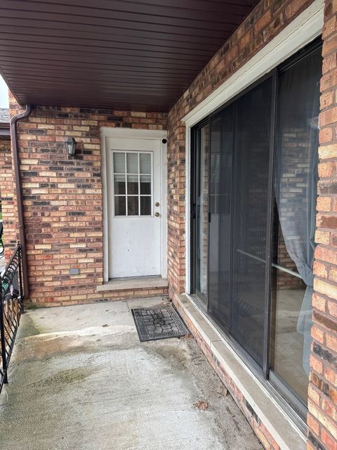 Tiny photo for 344 Sheridan Drive #1C, Willowbrook, IL 60527 (MLS # 12609523)