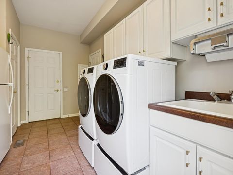 Tiny photo for 412 Cherry Creek Lane, Prospect Heights, IL 60070 (MLS # 12466632)