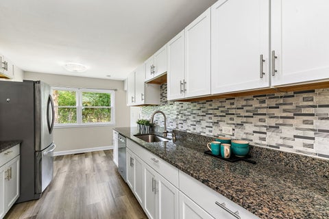 Tiny photo for 220 Kingman Lane, Hoffman Estates, IL 60169 (MLS # 12744550)