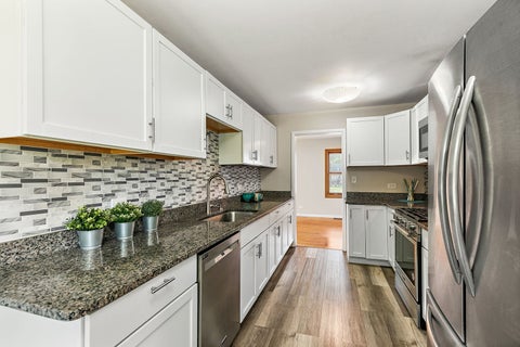 Tiny photo for 220 Kingman Lane, Hoffman Estates, IL 60169 (MLS # 12744550)