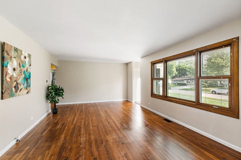 Tiny photo for 220 Kingman Lane, Hoffman Estates, IL 60169 (MLS # 12744550)