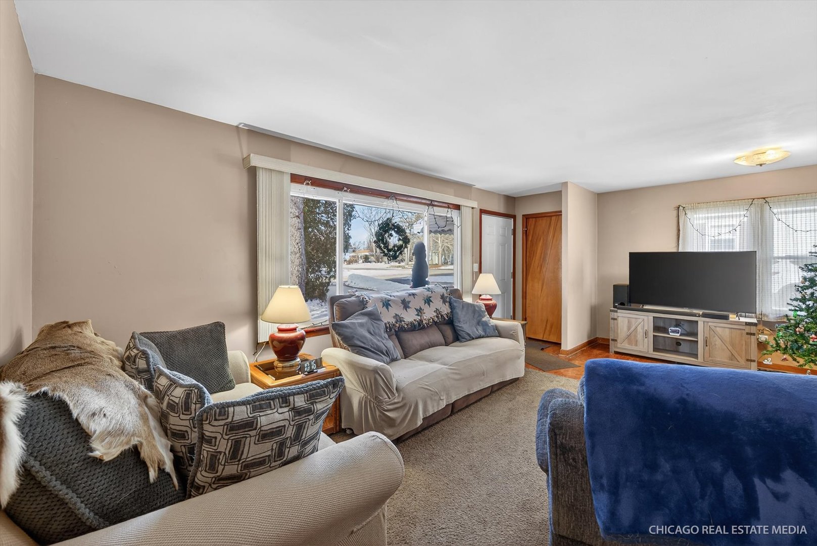 871 S Chatham Avenue