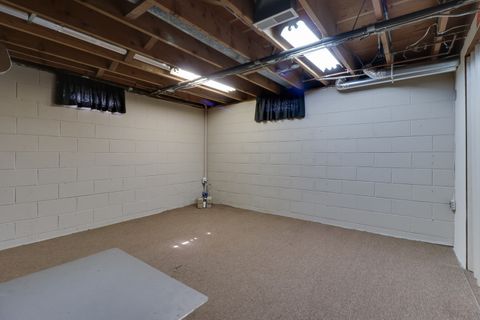 Tiny photo for 1615 S Roosevelt Avenue, Bloomington, IL 61701 (MLS # 12474861)