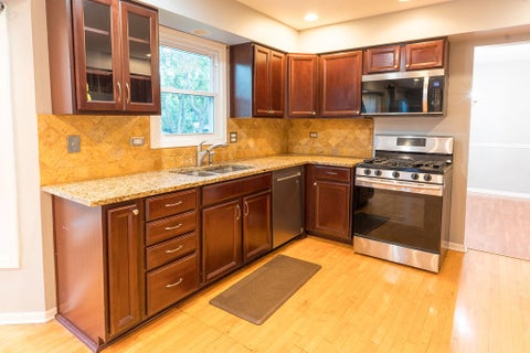 Tiny photo for 901 Providence Lane, Buffalo Grove, IL 60089 (MLS # 12757393)