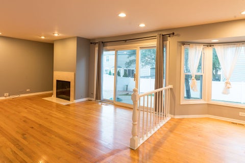Tiny photo for 901 Providence Lane, Buffalo Grove, IL 60089 (MLS # 12757393)