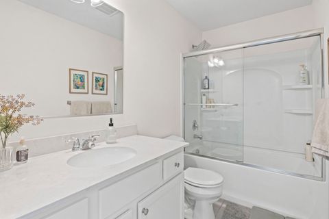 Tiny photo for 2548 Huntleigh Lane, Woodridge, IL 60517 (MLS # 12488720)