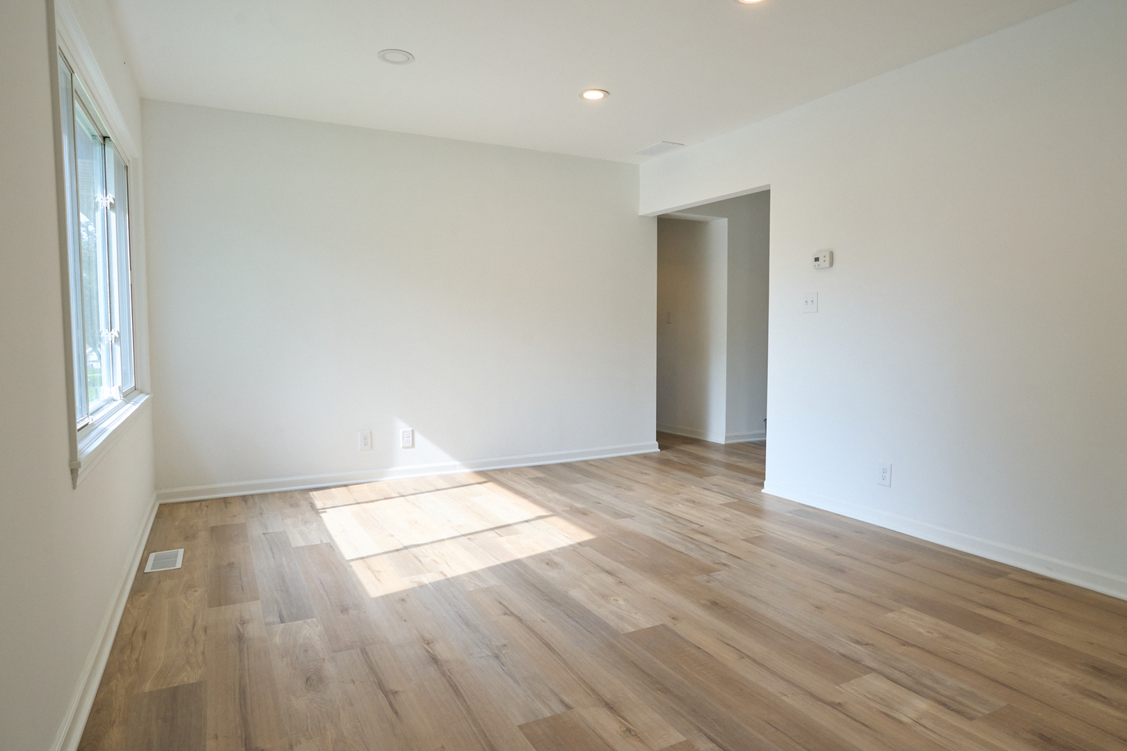 245 MAPLEWOOD Drive