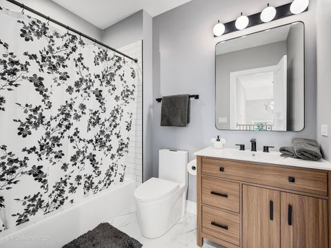 Tiny photo for 6925 Clarendon Hills Road, Darien, IL 60561 (MLS # 12566926)