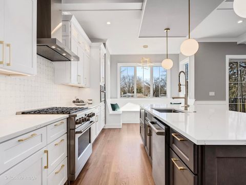 Tiny photo for 6925 Clarendon Hills Road, Darien, IL 60561 (MLS # 12566926)