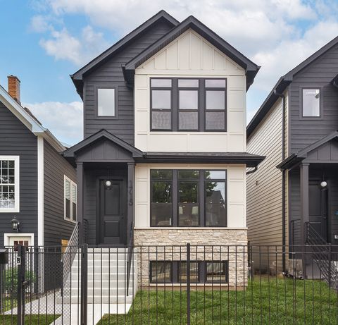 Photo of 1719 W Foster Avenue, Chicago, IL 60640 (MLS # 12527636)