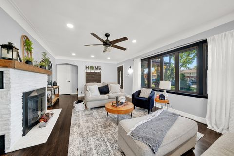 Tiny photo for 9111 S 55th Avenue, Oak Lawn, IL 60453 (MLS # 12503321)