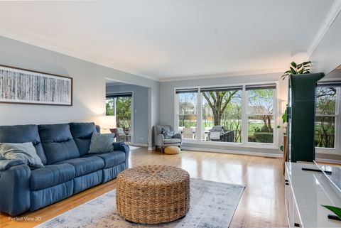 Tiny photo for 1003 W Hintz Road, Arlington Heights, IL 60004 (MLS # 12594776)