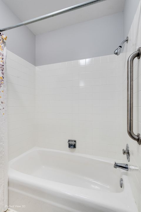 Tiny photo for 1003 W Hintz Road, Arlington Heights, IL 60004 (MLS # 12594776)