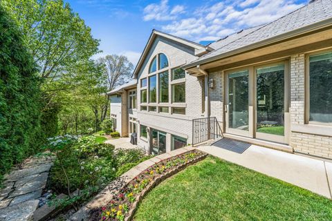 A home in Burr Ridge