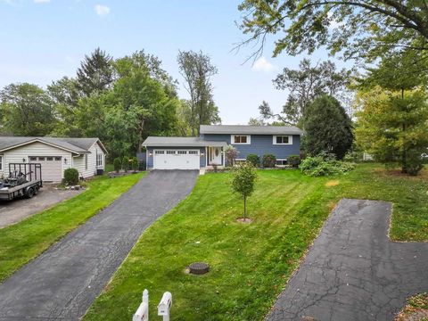 Tiny photo for 103 S Seebert Street, Cary, IL 60013 (MLS # 12486892)