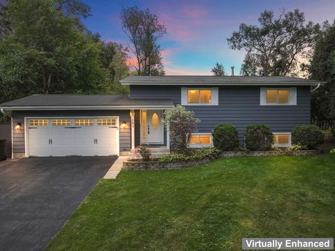 Tiny photo for 103 S Seebert Street, Cary, IL 60013 (MLS # 12486892)