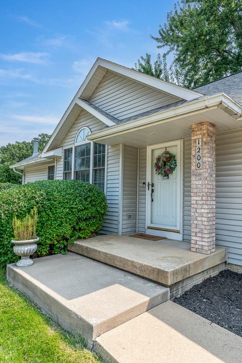 Tiny photo for 1200 52nd Street Drive #0, Moline, IL 61265 (MLS # 12725137)
