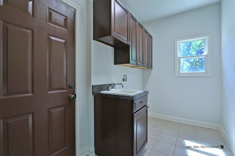 Tiny photo for 2935 Oxford Court, Aurora, IL 60502 (MLS # 12685392)