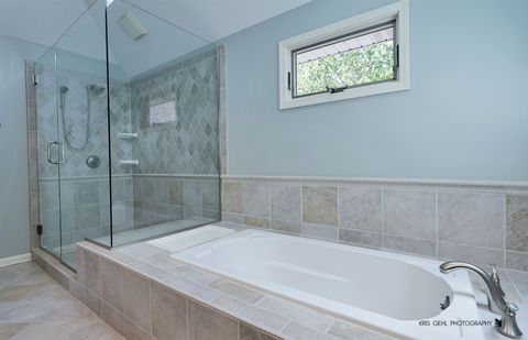 Tiny photo for 2935 Oxford Court, Aurora, IL 60502 (MLS # 12685392)