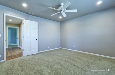 Tiny photo for 2935 Oxford Court, Aurora, IL 60502 (MLS # 12685392)