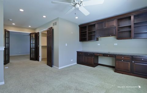 Tiny photo for 2935 Oxford Court, Aurora, IL 60502 (MLS # 12685392)