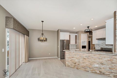Tiny photo for 21418 Timber Lake Court #21418, Crest Hill, IL 60403 (MLS # 12613069)