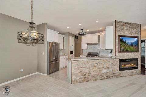 Tiny photo for 21418 Timber Lake Court #21418, Crest Hill, IL 60403 (MLS # 12613069)