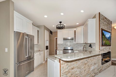 Tiny photo for 21418 Timber Lake Court #21418, Crest Hill, IL 60403 (MLS # 12613069)