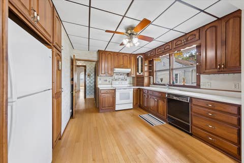 Tiny photo for 509 S Oakland Avenue, Villa Park, IL 60181 (MLS # 12661665)