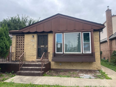 Photo of 615 W 95th Street, Chicago, IL 60628 (MLS # 12770418)