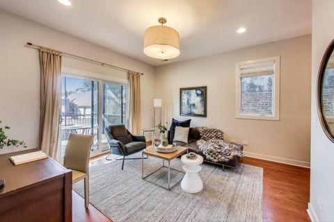 Tiny photo for 2237 W Race Avenue #2, Chicago, IL 60612 (MLS # 12480039)