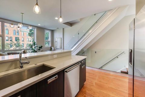 Tiny photo for 2237 W Race Avenue #2, Chicago, IL 60612 (MLS # 12480039)