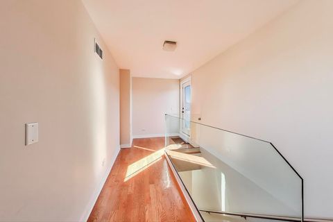 Tiny photo for 2237 W Race Avenue #2, Chicago, IL 60612 (MLS # 12480039)