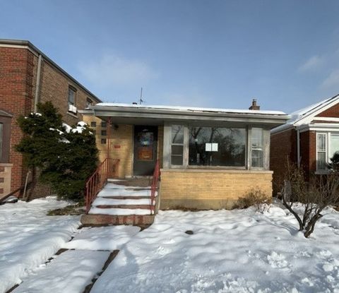 Photo of 612 E 104th Street, Chicago, IL 60628 (MLS # 12530943)