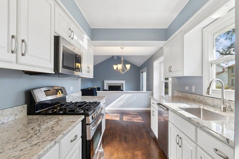 Tiny photo for 1528 Bonaventure Drive, Naperville, IL 60563 (MLS # 12729261)