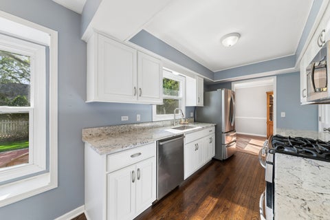 Tiny photo for 1528 Bonaventure Drive, Naperville, IL 60563 (MLS # 12729261)