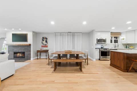 Tiny photo for 2555 N Southport Avenue #3, Chicago, IL 60614 (MLS # 12661338)