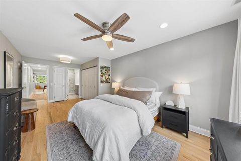 Tiny photo for 2555 N Southport Avenue #3, Chicago, IL 60614 (MLS # 12661338)