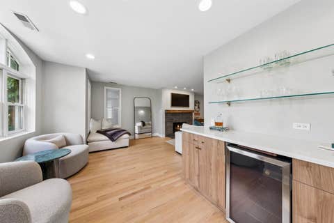 Tiny photo for 2555 N Southport Avenue #3, Chicago, IL 60614 (MLS # 12661338)