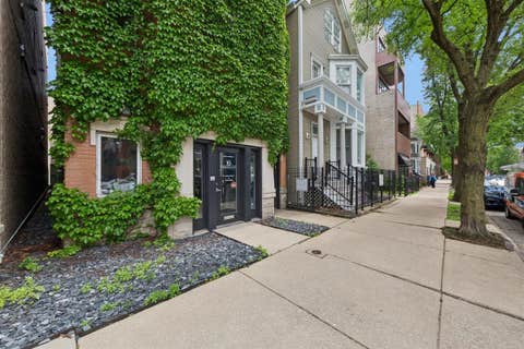 Tiny photo for 2555 N Southport Avenue #3, Chicago, IL 60614 (MLS # 12661338)