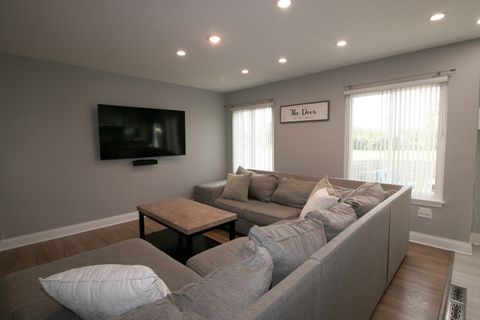 Tiny photo for 354 Millwood Drive, Bartlett, IL 60103 (MLS # 12656775)