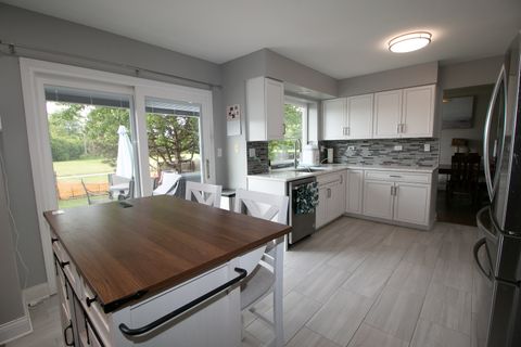 Tiny photo for 354 Millwood Drive, Bartlett, IL 60103 (MLS # 12656775)