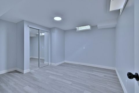 Tiny photo for 418 Surrey Lane, Lindenhurst, IL 60046 (MLS # 12521013)