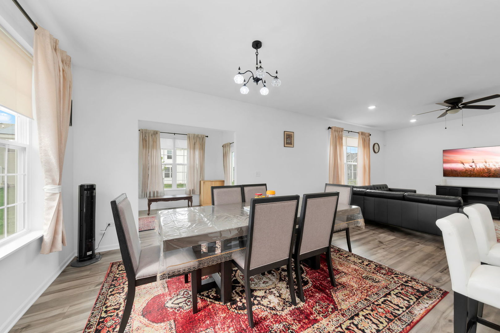 135 S Devoe Drive
